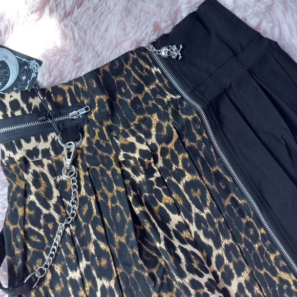⭐️Killstar nwt leopard print goth/punk skirt! Leo miniskirt! FINAL PRICE!! - Picture 5 of 13